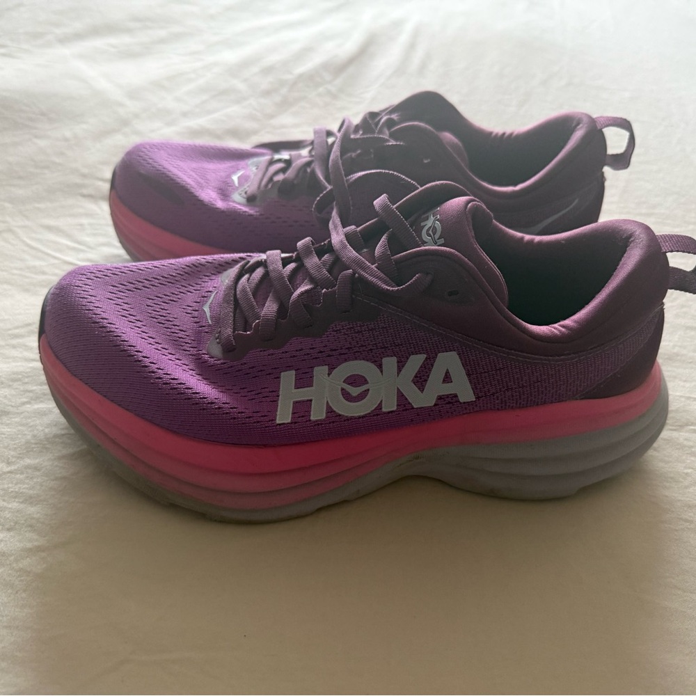 HOKA Bondi 8 Running Shoes